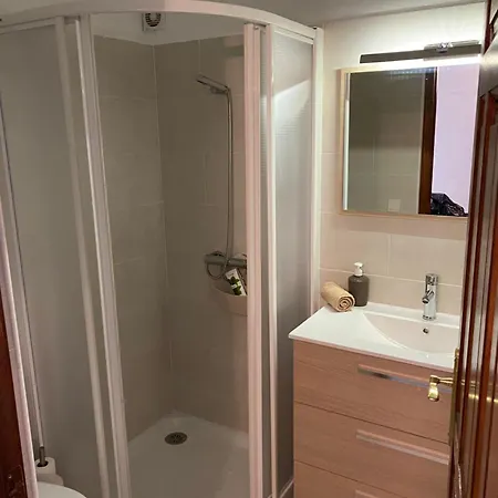 Captivating 3-bed In Villa
