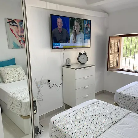 Villa Captivating 3-bed In Antas
