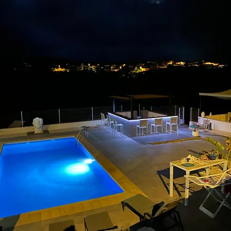 Captivating 3-bed In Antas